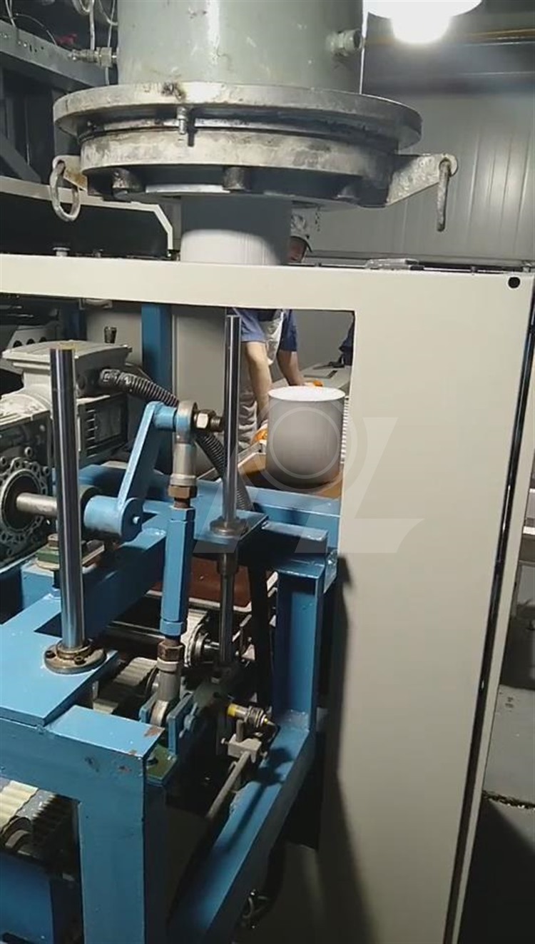 5，大產(chǎn)品立式連續(xù)擠出